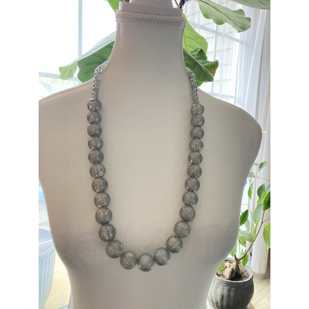 Vintage Gray Crackle Glass Bead Necklace Graduated Round Beaded Statement Silver